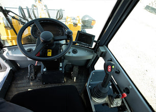 17cd32af-7a62-40e5-3b32-08de05dda90a